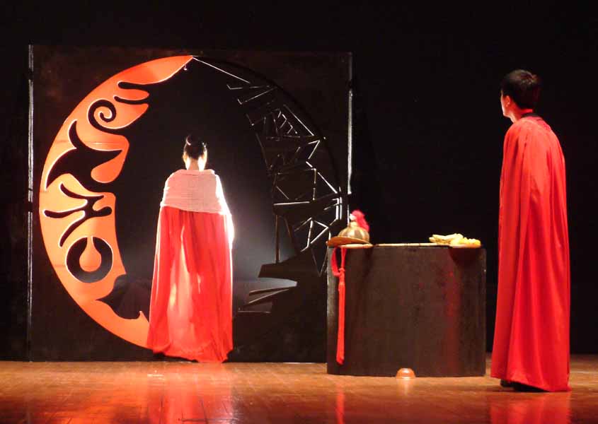 演出剧照